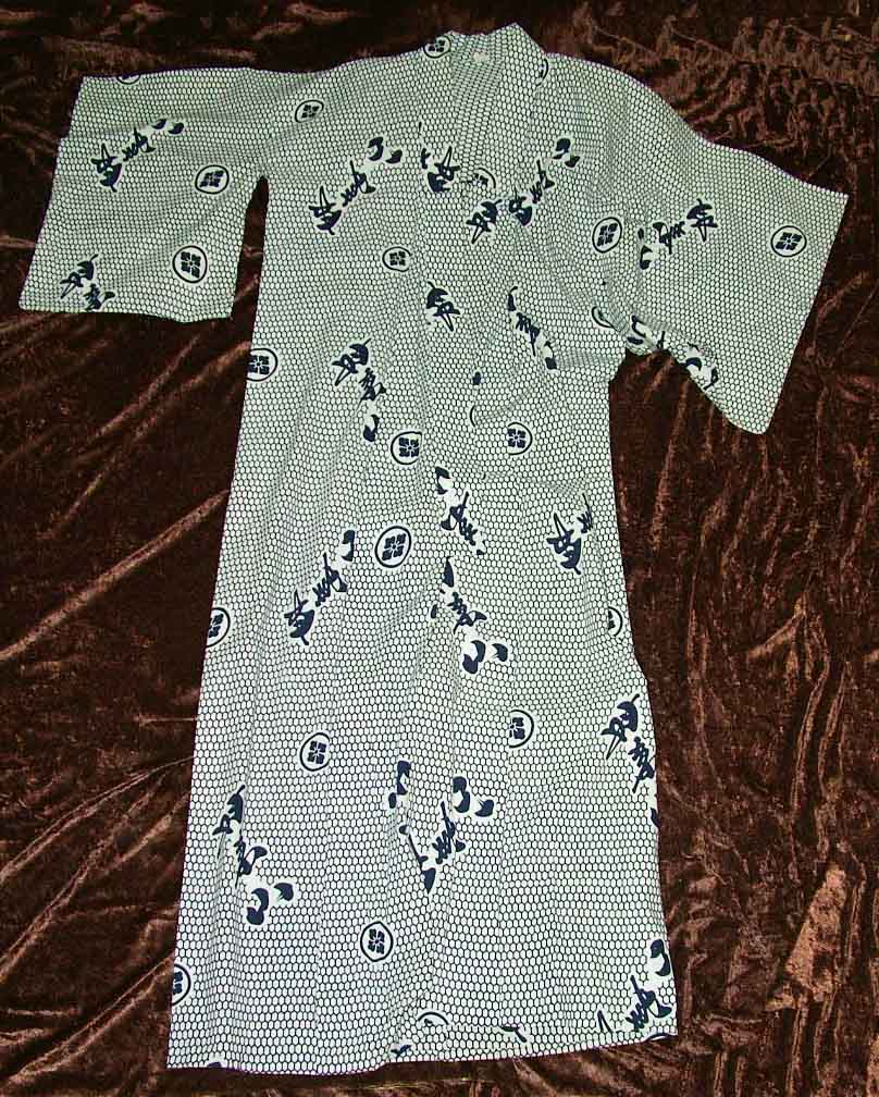 Tradit. jap. Kimono für den Mann - weiß/blau